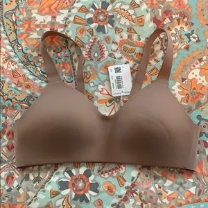 Lululemon hold true bra